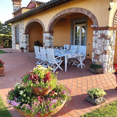 Tuscan Villa exclusive use of private pool A/C Wifi Villa Briciola Capannori Esterno foto